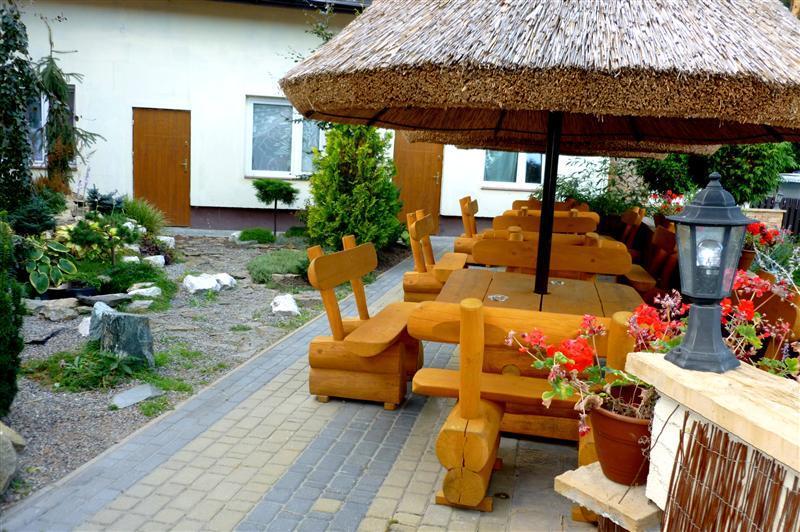 Imperium - Hotel Restauracja Фирлей Экстерьер фото
