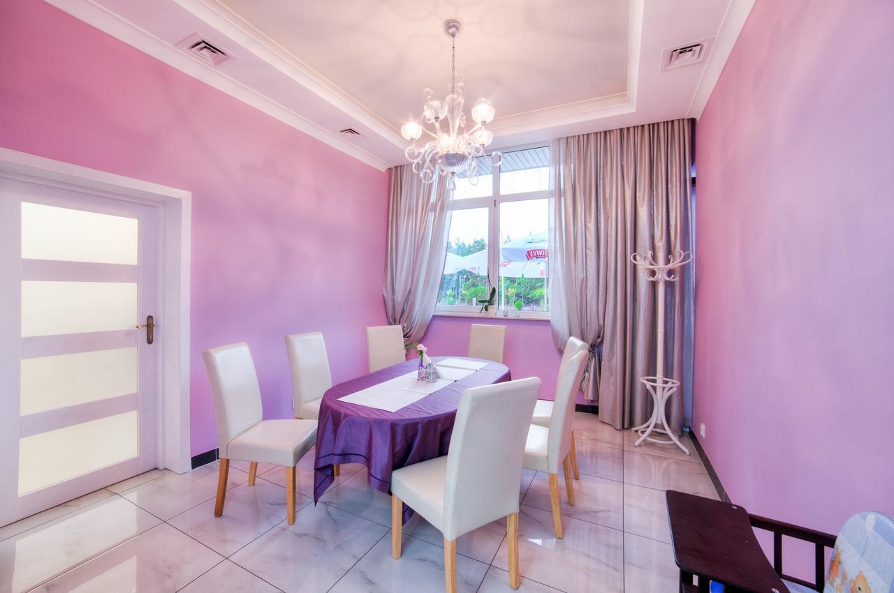 Imperium - Hotel Restauracja Фирлей Экстерьер фото