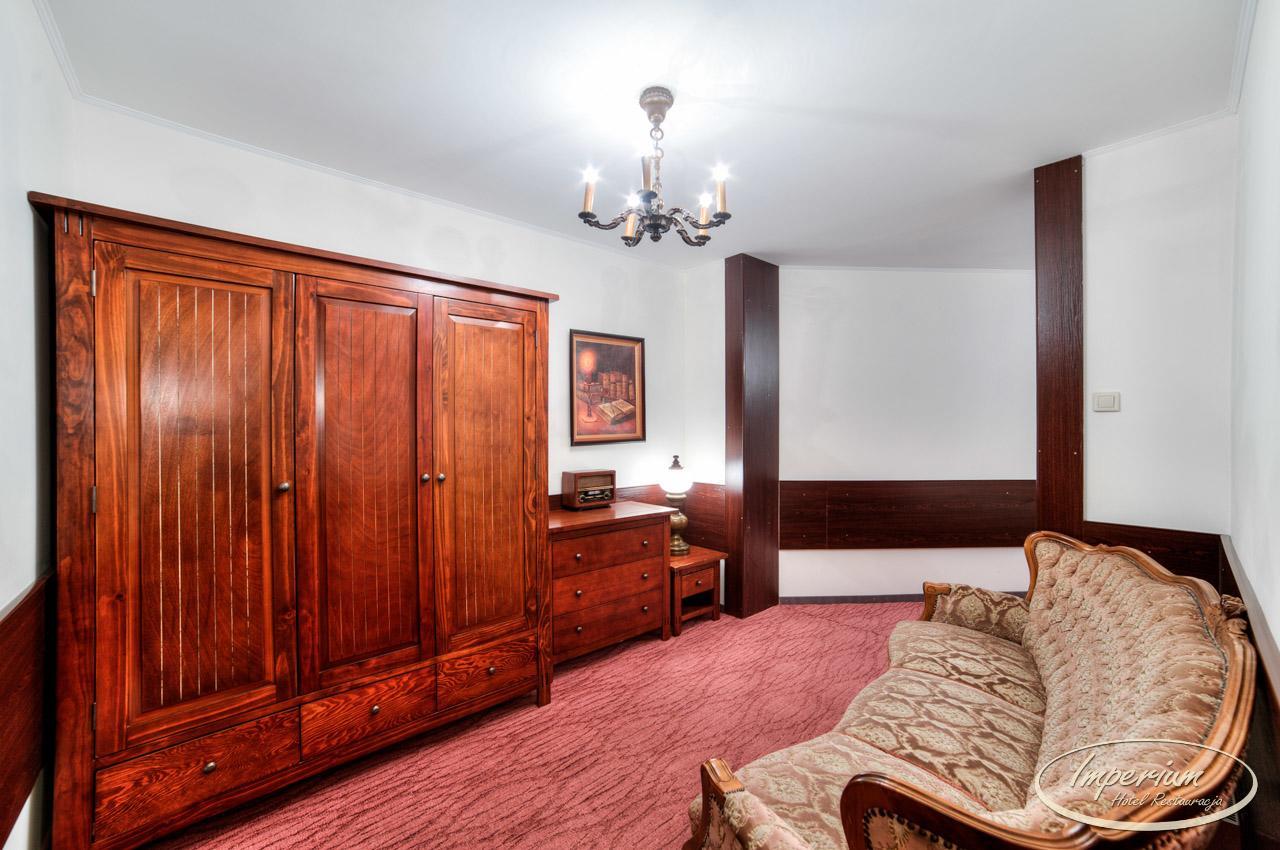 Imperium - Hotel Restauracja Фирлей Экстерьер фото