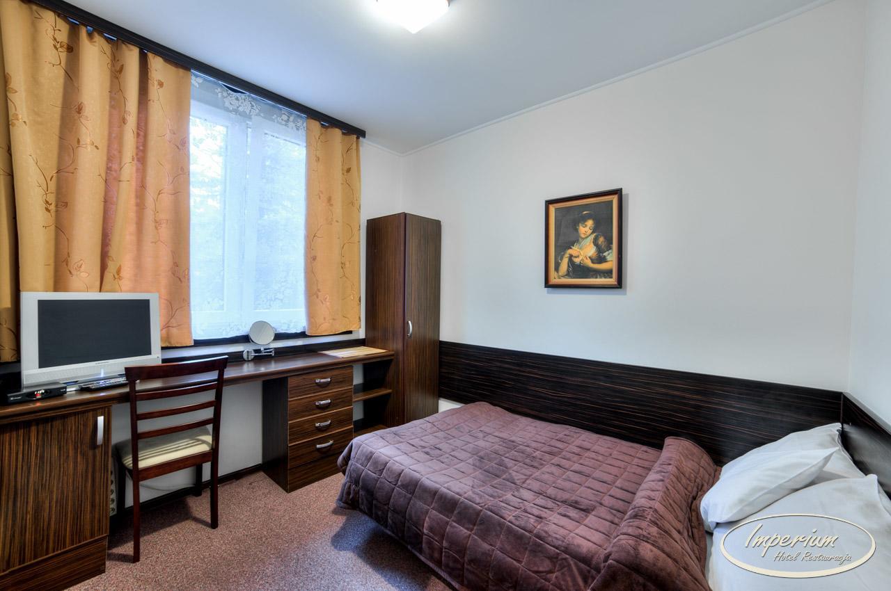 Imperium - Hotel Restauracja Фирлей Экстерьер фото